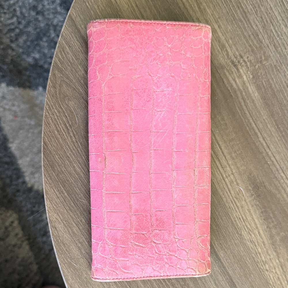 Miu Miu Pink Croc-Embossed Leather Wallet - Picture 4 of 10
